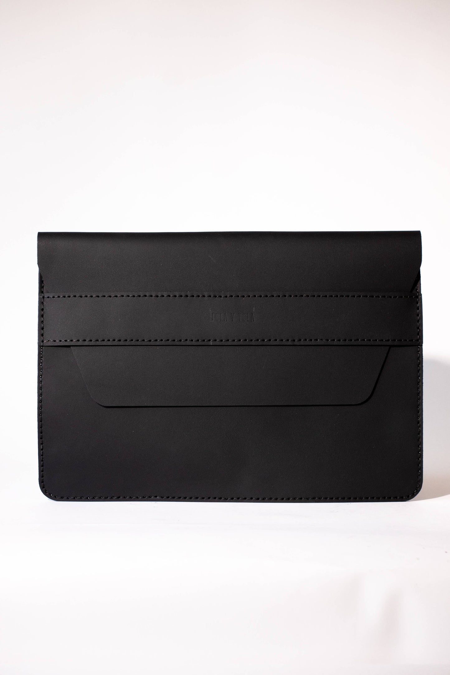 HANDMADE LEATHER LAPTOP CASE