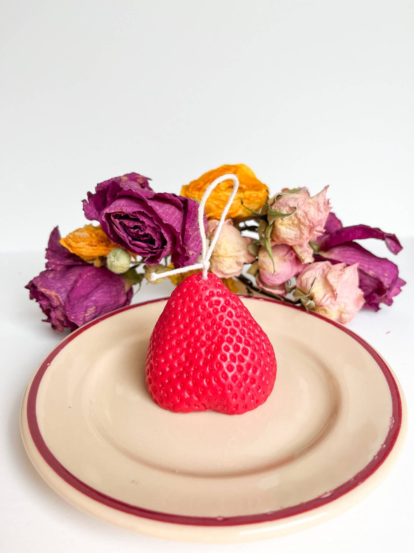 Fresas en el Cielo (Strawberry Candle)