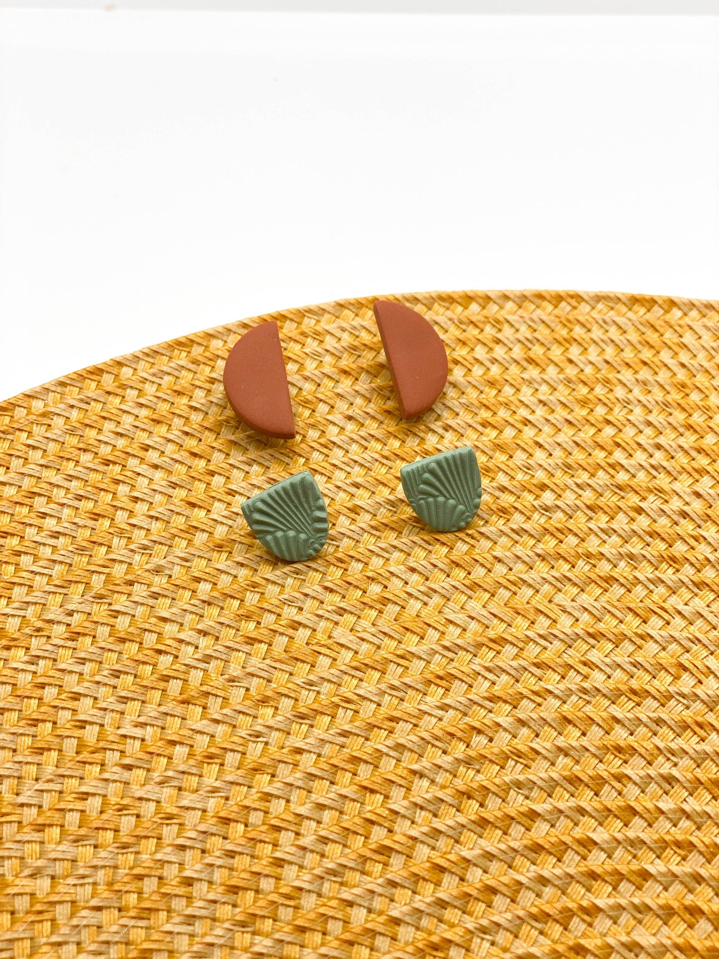 Sage/Terracotta Stud Pack