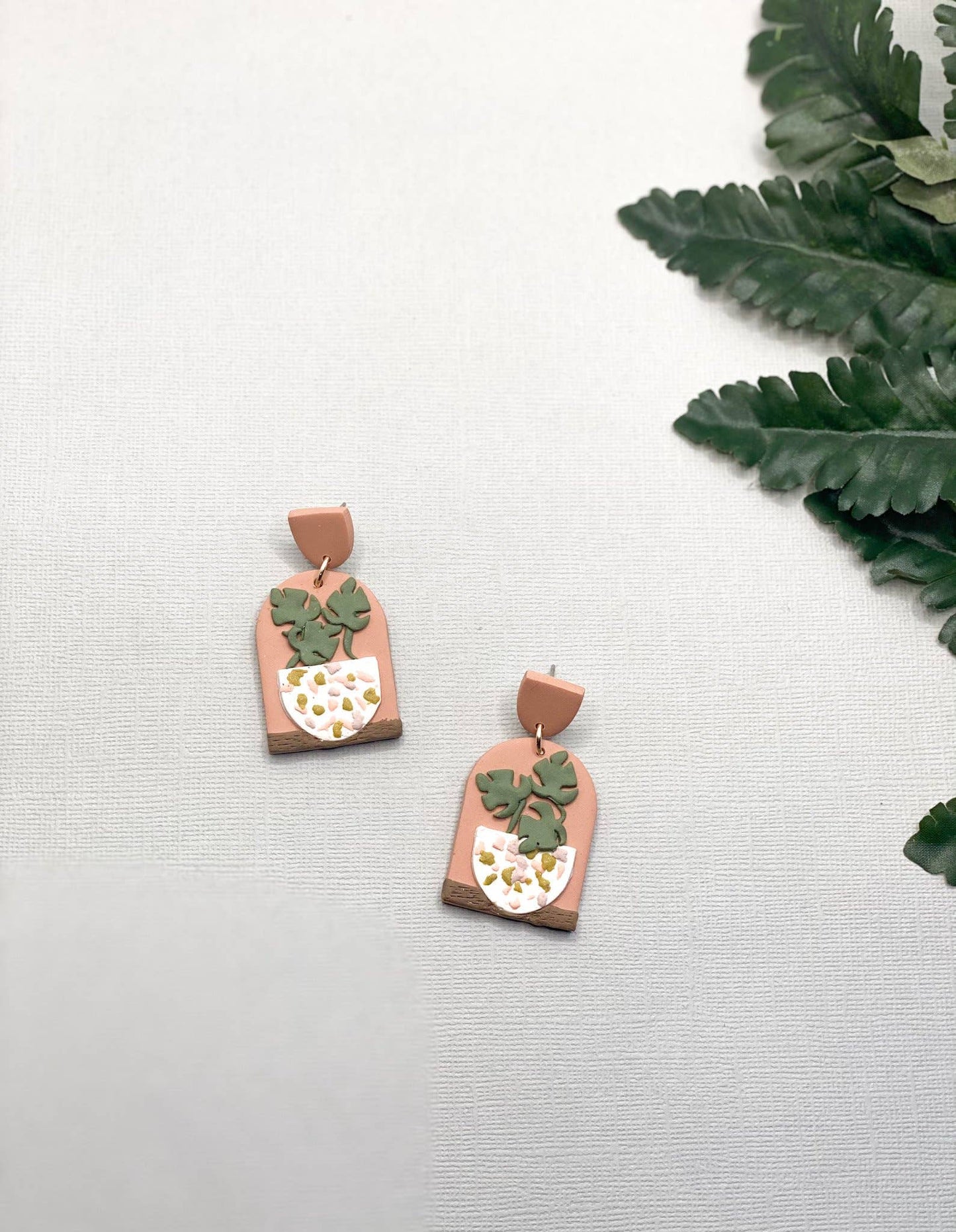Potted Monstera Dangles
