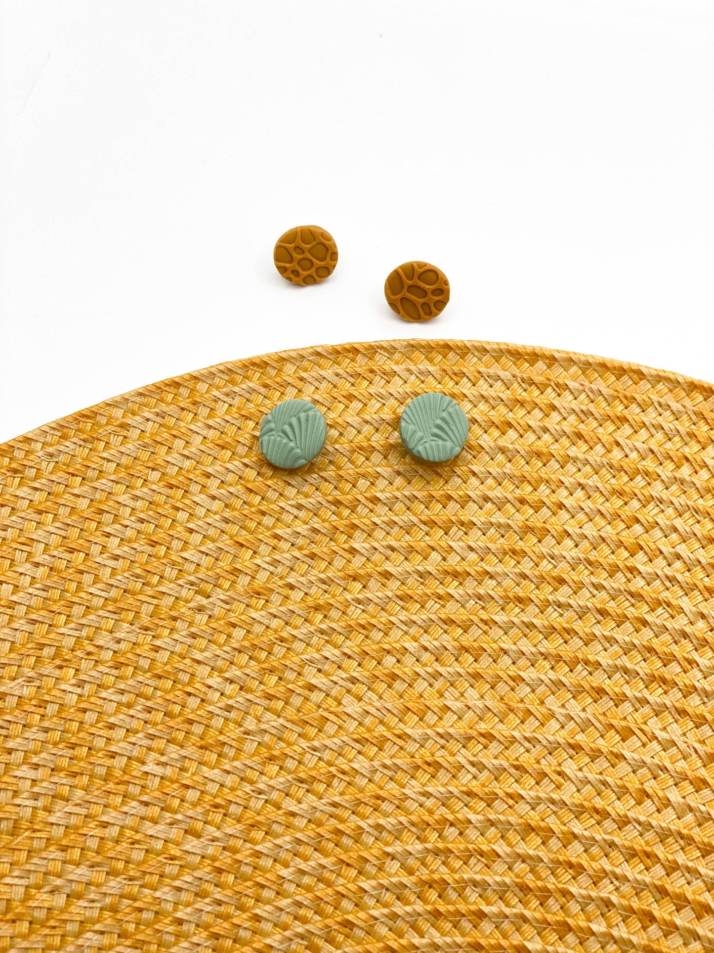 Mustard/Sage Textured Stud Pack